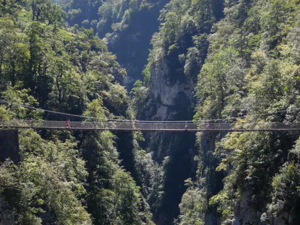 randonnee pont d holzarte bar restaurant tardets
